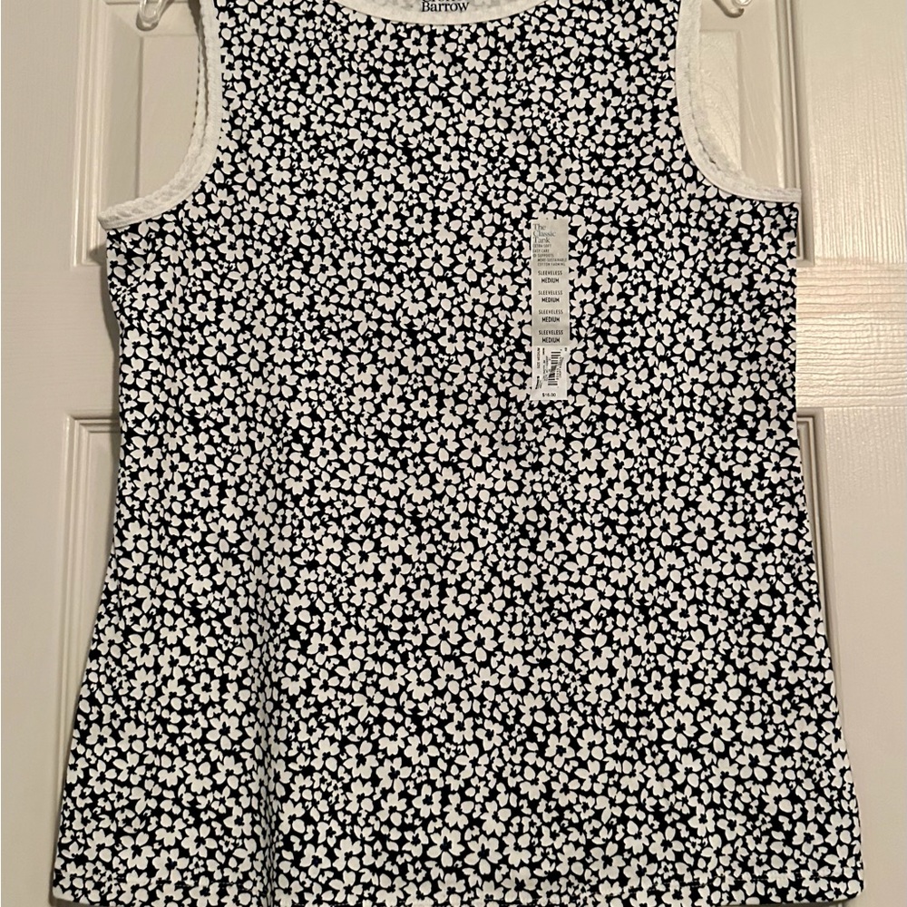 Cute sleeveless summer top